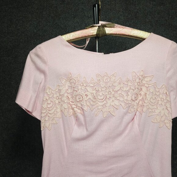 1960's Pink Linen & Cotton Lace Tiered Shift by Cover Girl - Picture 2 of 10